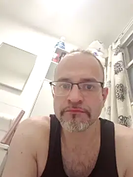 Curious9884 online show from April 5, 3:52 pm