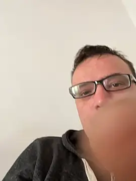 viktor1992-1-1 online show from March 30, 7:20 am