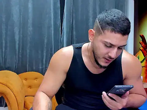 jasonshaw25 online show from November 10, 5:18 pm