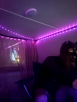 mysissycd online show from October 4, 6:18 am