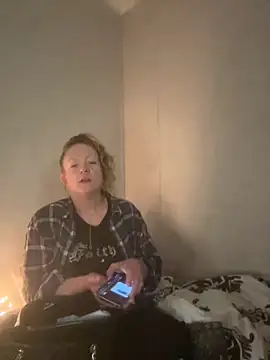 amandatheblondewife online show from December 3, 3:12 am