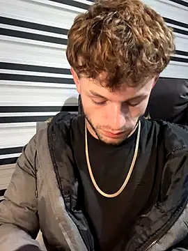 noah red online show from October 26, 3:30 am