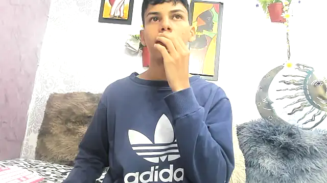 sexyboys cutex18 online show from November 10, 9:09 pm