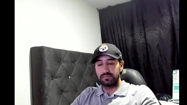 coolfriki online show from December 1, 2:25 am