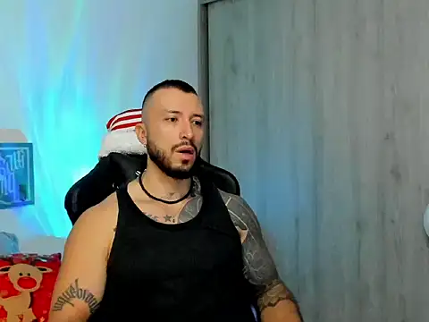 Dave-Max01 online show from December 4, 10:00 am