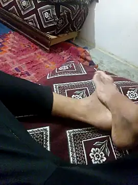 latarak321 online show from October 6, 8:35 pm