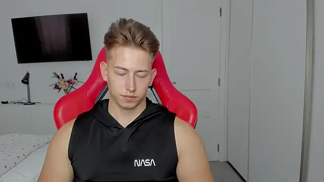 find0m master online show from October 11, 3:16 pm