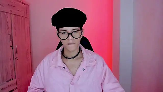 tylernova online show from February 14, 3:56 am