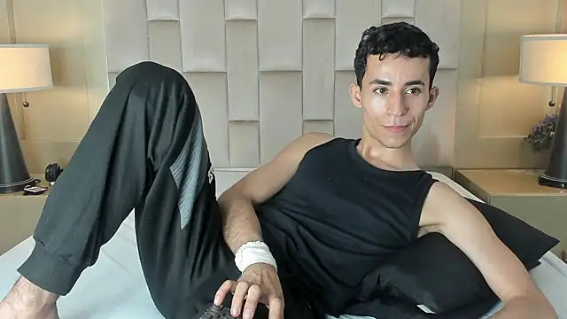 Zahir Ashar online show from March 18, 11:41 pm