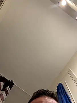 calienteatope online show from November 17, 3:31 am