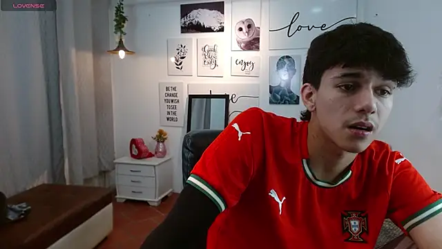 AmethystShadow17 online show from December 19, 9:45 pm