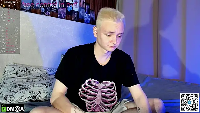 Logan mett online show from December 1, 11:30 pm