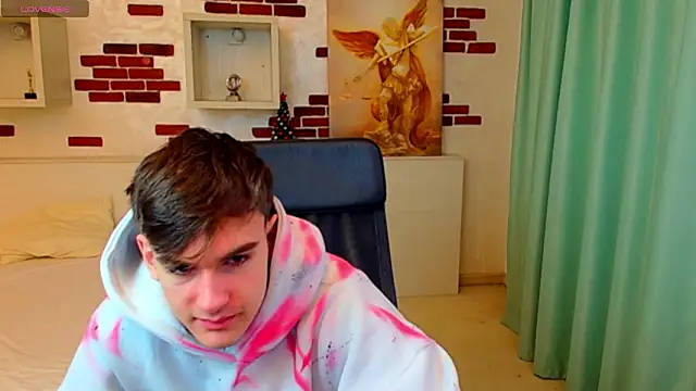 BradyFlint online show from February 6, 5:26 am