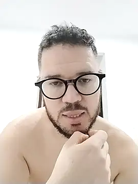 Branquinhowm online show from November 15, 4:03 am