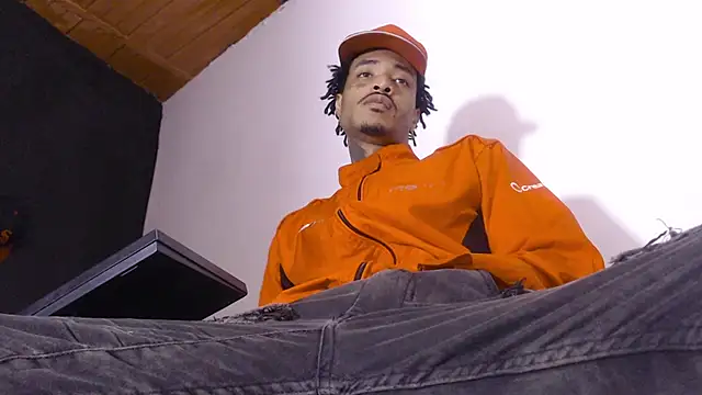 Anaconda larga online show from March 27, 1:23 pm