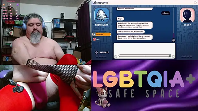 geekycastillo online show from February 15, 7:51 am