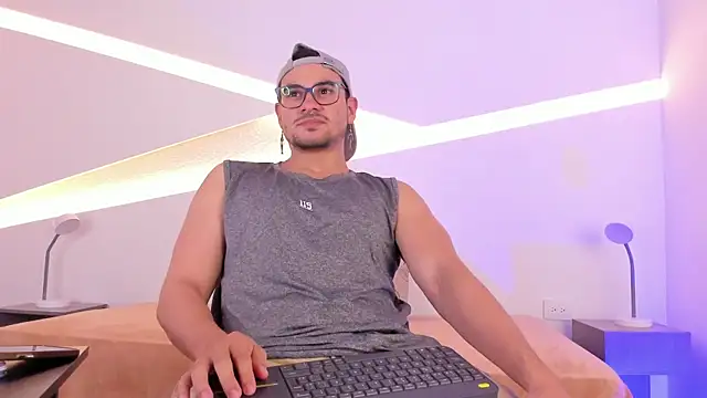 Jake muller1 online show from April 22, 1:23 am