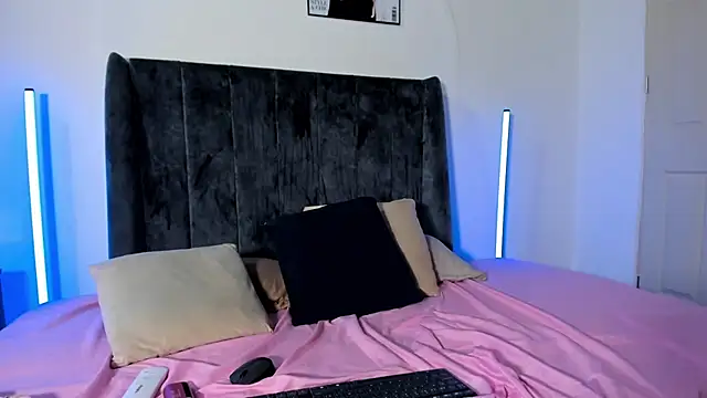 Cloy Areo online show from January 6, 5:28 pm