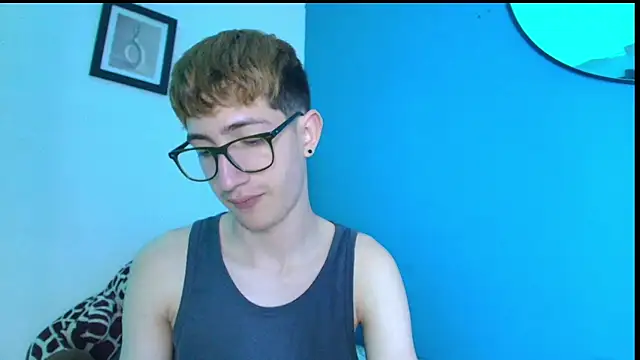 Erick Taylor3 online show from February 24, 9:48 pm