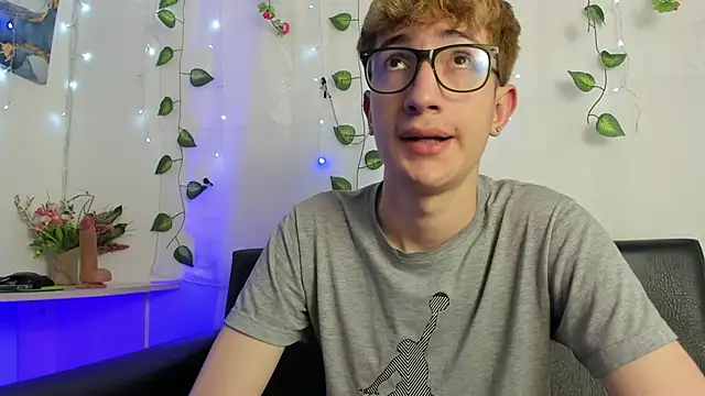 Erick Taylor3 online show from November 13, 7:51 pm