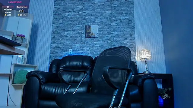 zack joness18 online show from February 28, 5:50 am