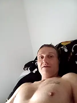 Caliguy36 online show from November 3, 10:30 am