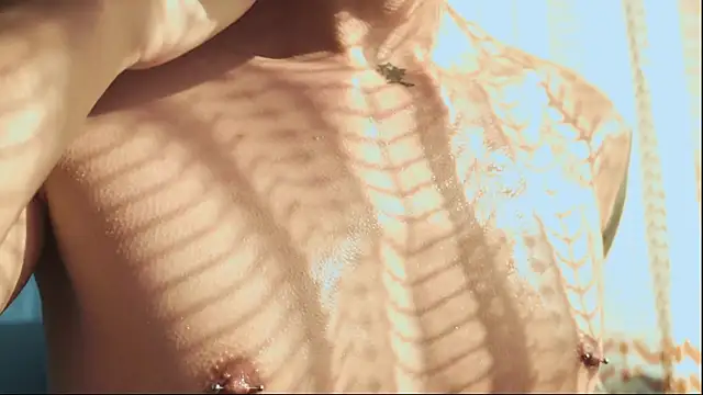 estmonnn online show from March 28, 2:45 am