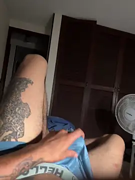 tevoyagustar69 online show from May 4, 5:42 am