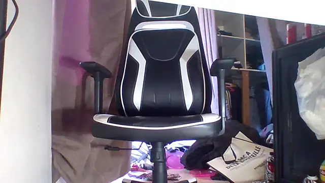 metissjeunn online show from March 1, 12:38 pm