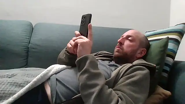 luca beech88 online show from April 5, 5:09 pm