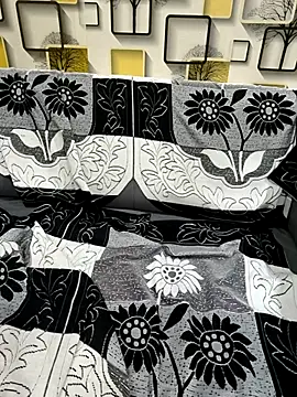 fuckgirl143143 online show from November 3, 6:32 pm