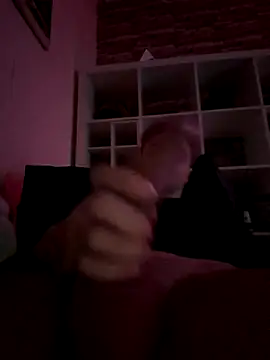 jiggy823 online show from November 24, 10:05 am