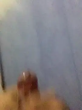 santicastroles online show from November 5, 5:26 pm