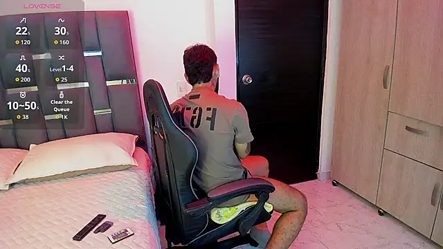 noah corvelle online show from November 15, 2:02 am