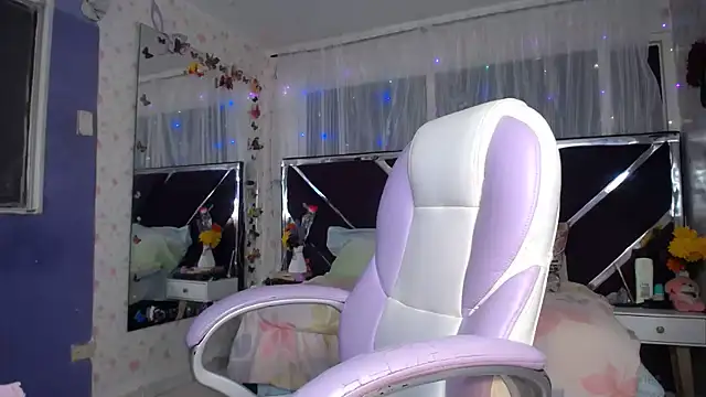 Santy bigcock 01 online show from April 29, 12:43 pm