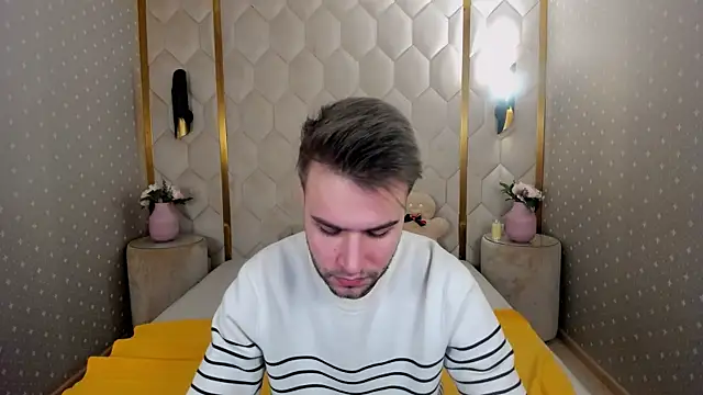 JonnahHell online show from December 23, 8:01 am