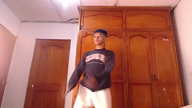 Tessachains 2  online show from February 13, 2:07 am