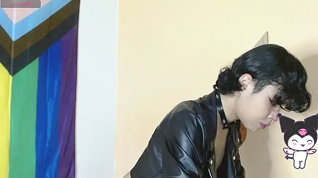 nicolai a online show from November 13, 6:23 pm