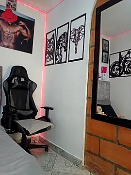 MIKE KILIANjs online show from February 2, 2:36 pm