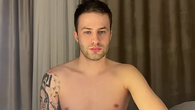 dominantrodri online show from November 12, 9:30 pm