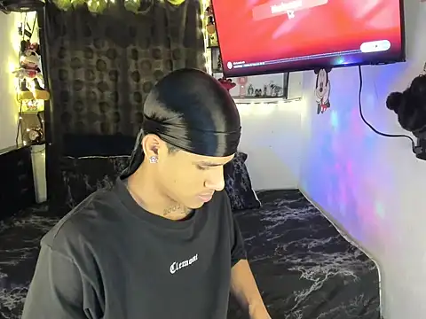 JUANBIGCOCK21CM online show from July 15, 5:52 pm