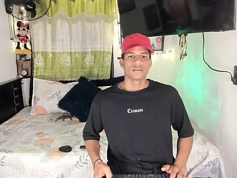 JUANBIGCOCK21CM online show from June 15, 12:46 am