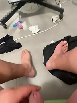 yananick2121 online show from November 8, 4:04 am