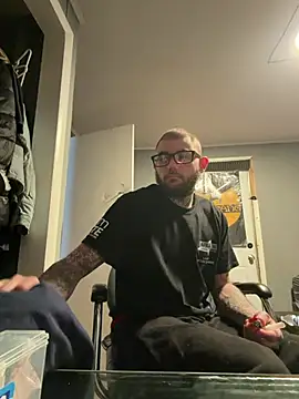 trickydickydaddy online show from February 10, 5:17 pm