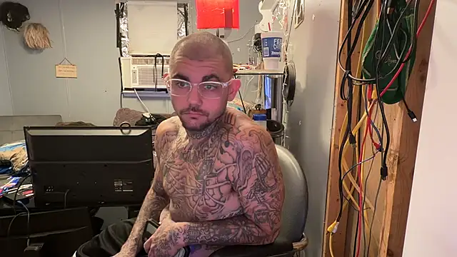 trickydickydaddy online show from June 2, 8:26 am