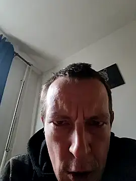 Krocanek online show from November 8, 8:39 am