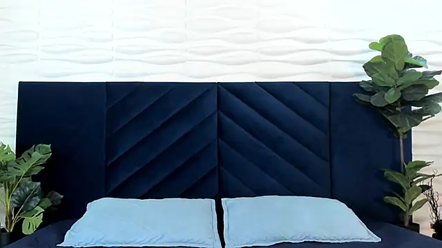 Noah dupont  online show from November 26, 11:46 am