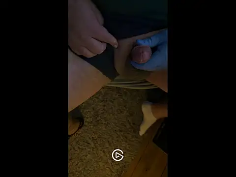 largecum online show from November 8, 2:20 pm