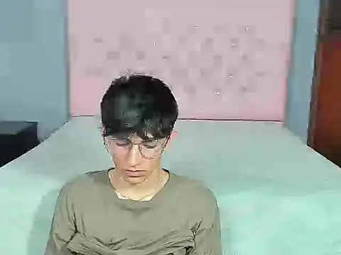 ElanGiraldo online show from January 14, 10:02 pm