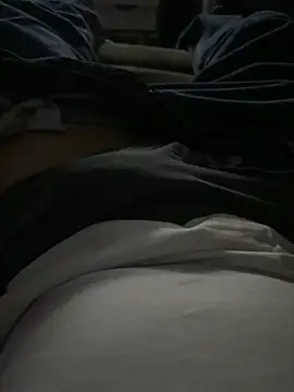 Chiludove online show from December 1, 1:41 am